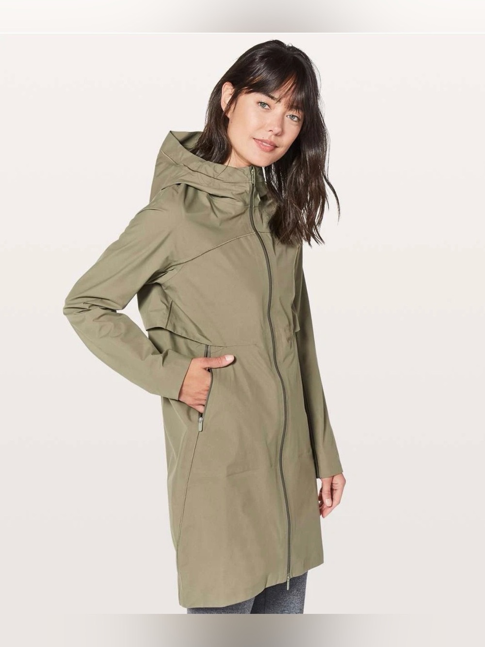 NWOT Lululemon Cloud Crush Rain Jacket in Highlander Olive Green size 2